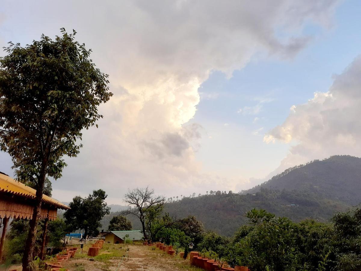 Mukteshwar Grand Retreat Eksteriør billede